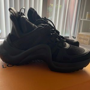 Louise Vuitton Women’s sneakers
